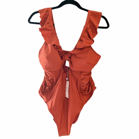 Ruffled and Ruched Cutout One piece - Picture 2 of 4